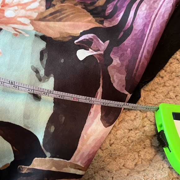 Beautiful blouse with T-shirt back size Large - Picture 5 of 5